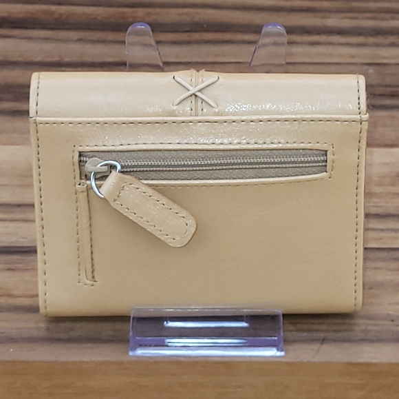 Women's Tan Wallet With Front Stitching Detail, Like New - Picture 4 of 4